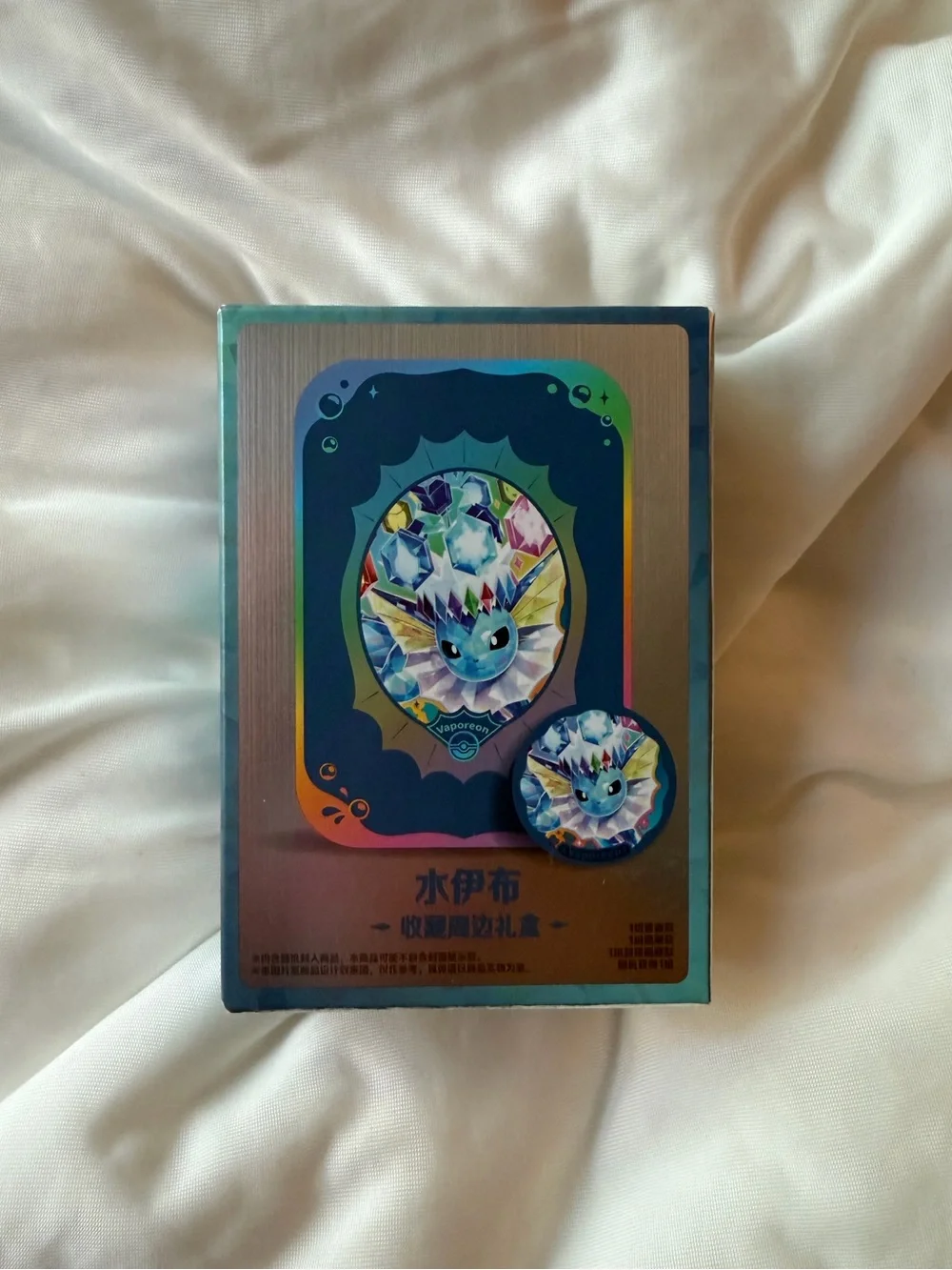 Pokemon Chinese Exclusive Vaporeon Tin
